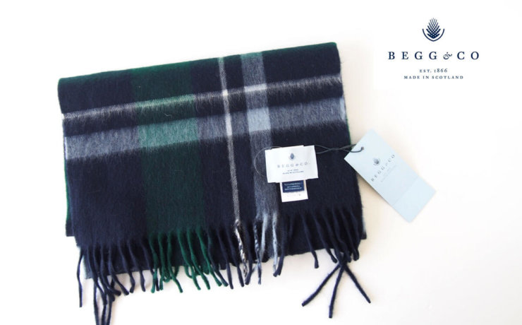 ベグ アンド コー｜BEGG & CO｜ウールアンゴラチェックマフラー｜ネイビー×グリーン×ホワイト　イメージ01