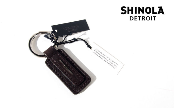 シャイノラ｜shinola｜キーリング｜Metal Lightning Bolt Leather Keychain｜ダークブラウンイメージ01