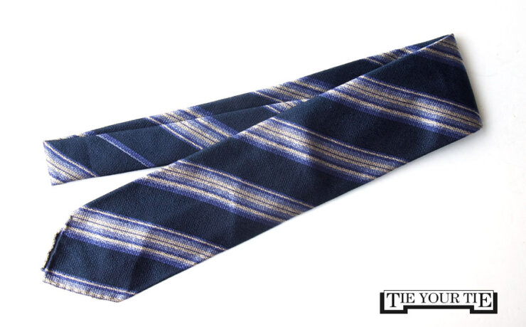 タイユアタイ｜TIE YOUR TIE｜ストライプ柄シルクネクタイ｜ネイビー×パープルイメージ01