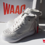 WAAC ホワイト ハイカットシューズ WAAC（ワック）の「《WAAC》WOMENS スタッズ ハイカットゴルフ