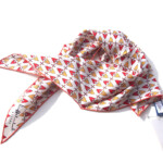 キンロック｜Dieffe Kinloch｜幾何学柄プリントシルク トライアングル スカーフイメージ04