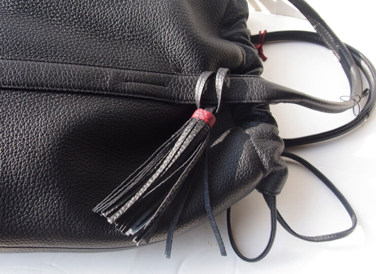 アカーテ｜ACATE｜カーフ シュリンクレザー ドローストリングバッグ｜BAMBINO バンビーノイメージ07