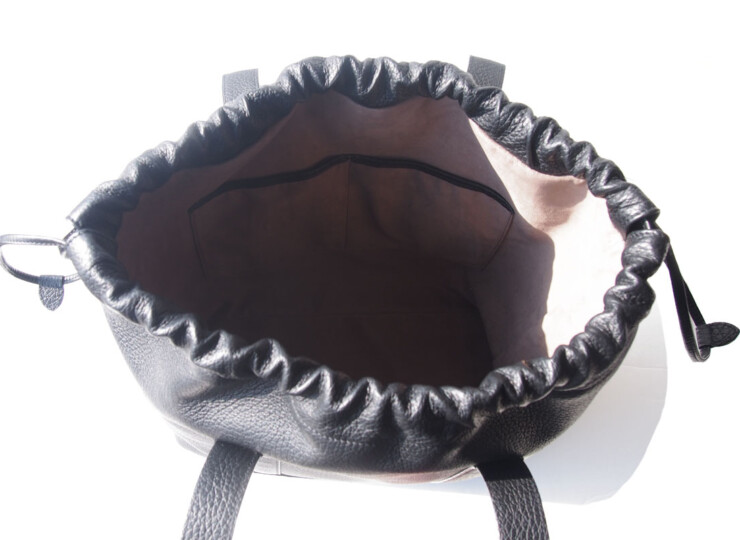 アカーテ｜ACATE｜カーフ シュリンクレザー ドローストリングバッグ｜BAMBINO バンビーノイメージ08