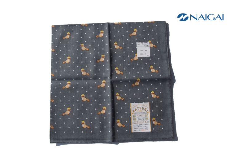 ナイガイ｜NAIGAI｜デザインハンカチーフ｜KATSUGI HANDKERCHIEF｜タヌキ＆王冠｜グレーイメージ01