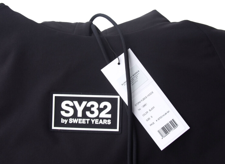 エスワイサーティトゥバイスウィートイヤーズ｜SY32 by SWEET YEARS｜ストームフリースフーディー｜Sイメージ03