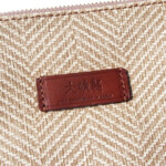 大峽製鞄｜oba｜ヘリンボーン柄ストラップ付きポーチ｜1139-JQDイメージ02