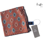 キンロック｜Dieffe Kinloch｜ナノユニバース別注パイユート柄ポケットチーフ｜シルクスクエアスカーフイメージ01