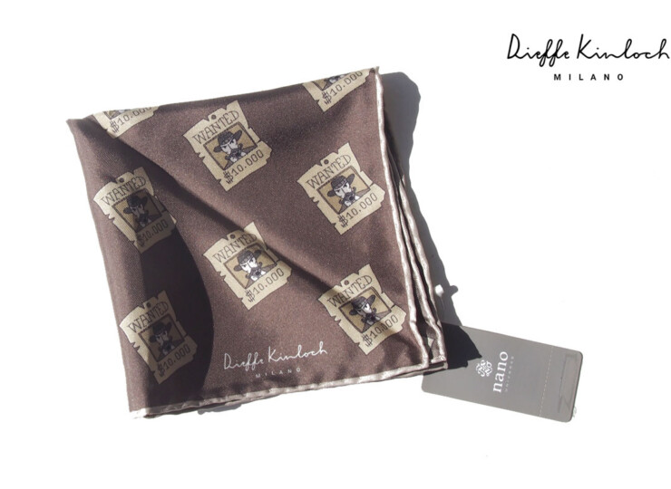 キンロック｜Dieffe Kinloch｜ナノユニバース別注ウォンテッド柄ポケットチーフ｜シルクスクエアスカーフイメージ01