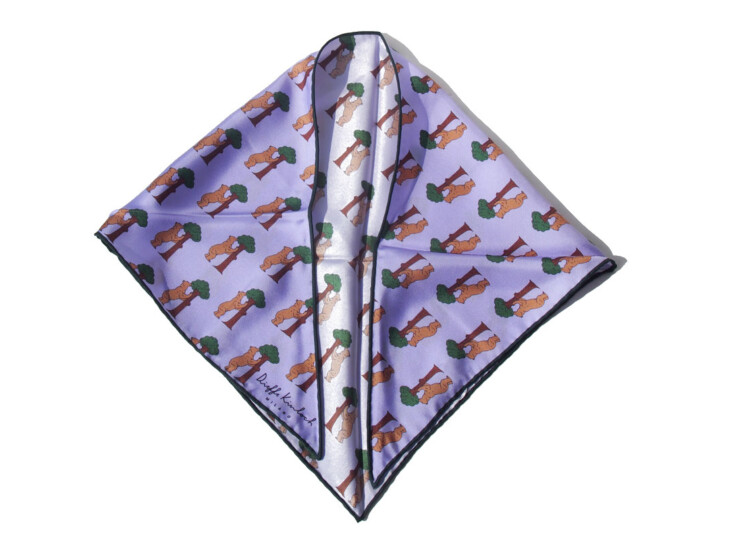 キンロック｜Dieffe Kinloch｜ベア柄プリントシルク トライアングル スカーフイメージ07
