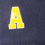 アヴィレックス｜AVIREX｜カレッジロゴマフラーイメージ06