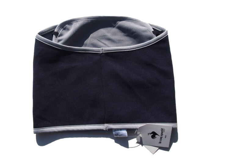 09 02 le coq neck cover (2)
