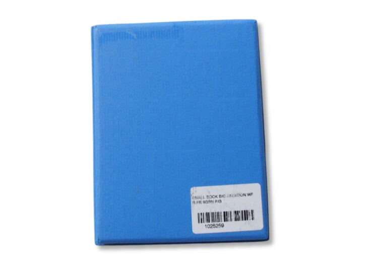 04 01 smythson panama 012 small book grn (10)