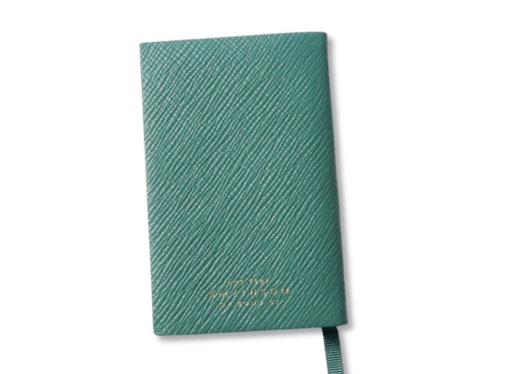04 01 smythson panama 012 small book grn (3)