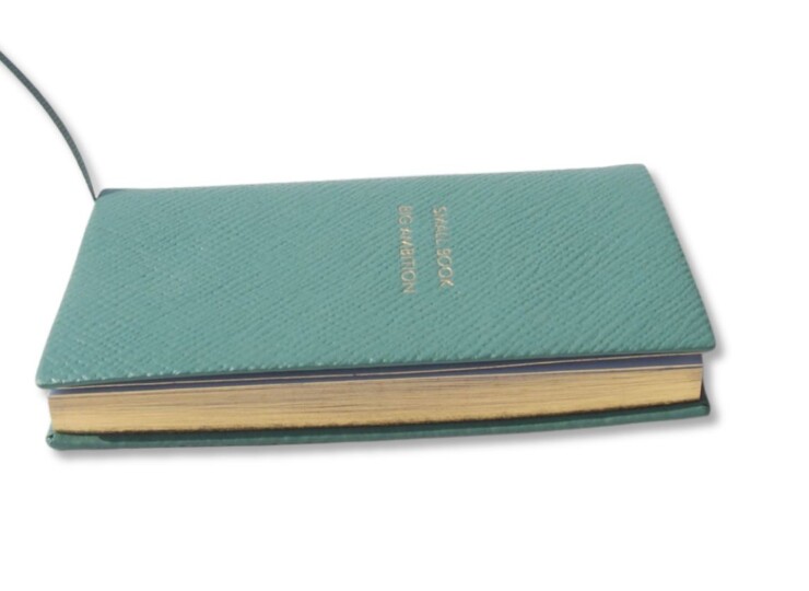 04 01 smythson panama 012 small book grn (6)