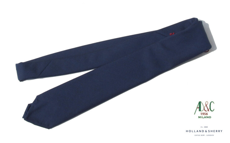 05 01 ad c necktie 017 nvy (1)