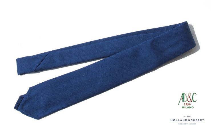05 01 ad c necktie 019 bl (1)