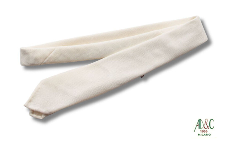 05 01 ad c necktie 02 (1)