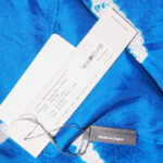 スズサン｜suzusan｜シルクツイル根巻き絞り染めスクエアスカーフ｜Silk Twill Woven Square Scarf-S｜Nemaki Shibori "Ameba"｜Royal Blue/Whiteイメージ03