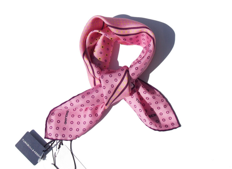 ターンブル&アッサー|Turnbull & Asser|13|ドット柄シルクポケットチーフ|ピンクイメージ06