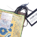 ターンブル&アッサー|Turnbull & Asser|14|イエローメダリオンプリントシルクポケットチーフ|Yellow Medallion Print Silk Pocket Squareイメージ05