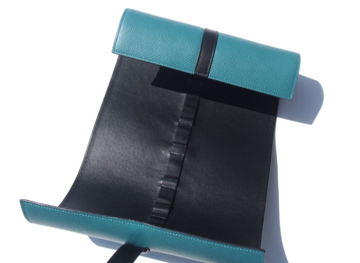 03 02 smythson watch roll grn (5)