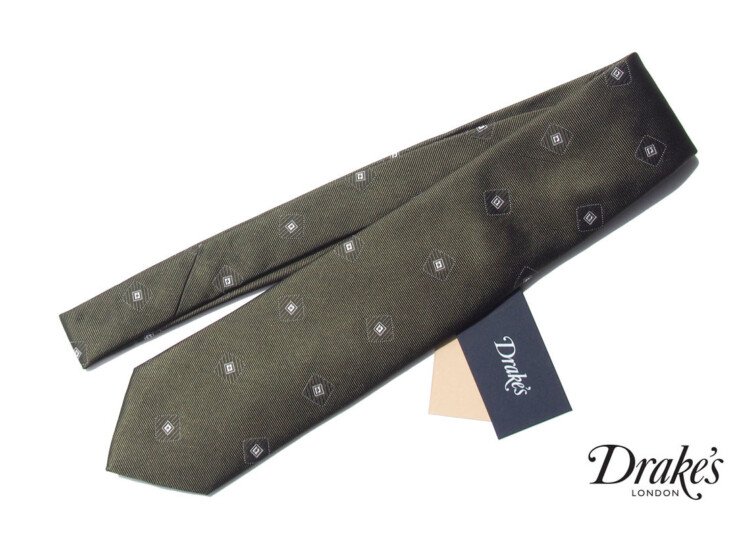 05 01 drakes 02 komon kh (1)
